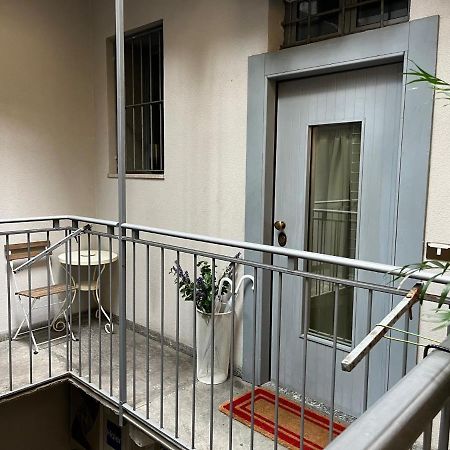 Bilocale Zona Arena Lägenhet Milano Exteriör bild